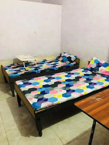 Arya Boys PG Hostel
