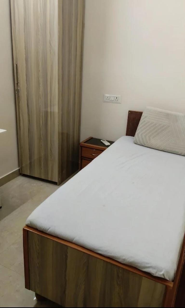 SANJEEV PG & GUEST HOUSE