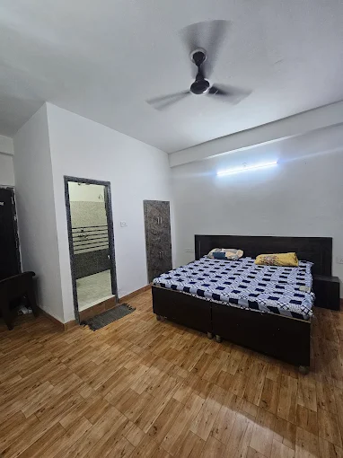 The Nest Inn Boys  Hostel
